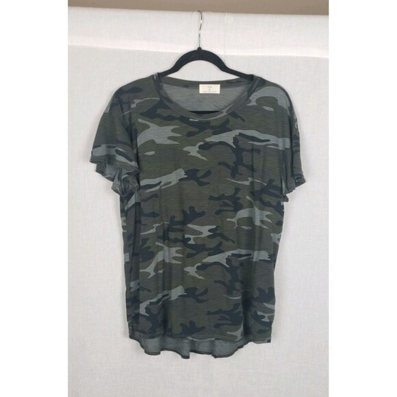 Anthropologie Tops - Anthropologie T.La Camo Flutter Sleeve Medium Tee Shirt‎ Hipster USA Summer